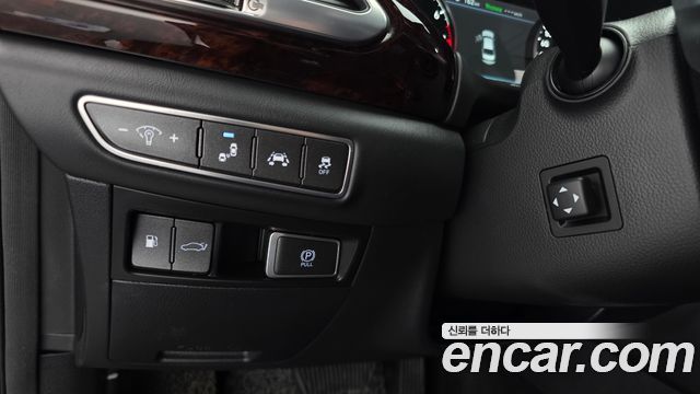 Genesis EQ900 2016 — photo 26