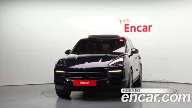 Porsche Cayenne 2023 — photo 3