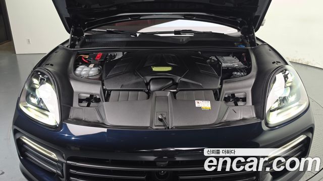 Porsche Cayenne 2023 — photo 6