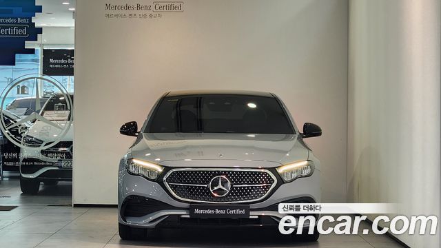 Mercedes-Benz E-Class 2026 — photo 2