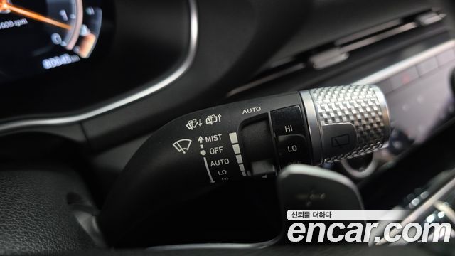 Genesis GV80 2021 — photo 28