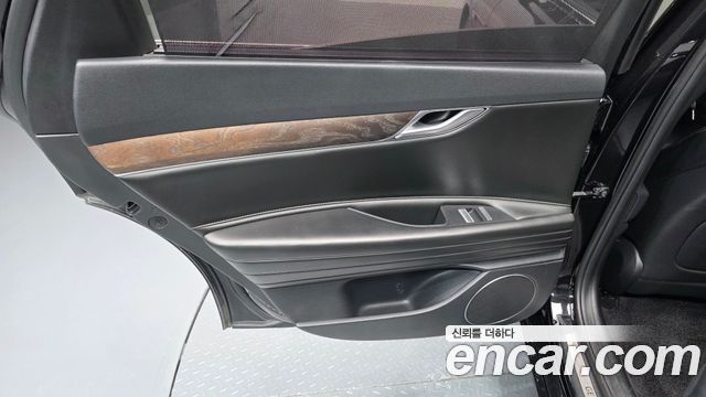Genesis G80 2021 — photo 15