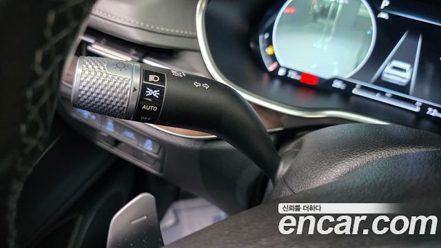 Genesis G80 2021 — photo 28