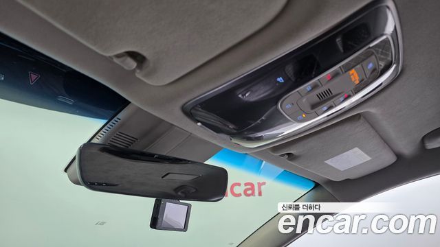 Genesis G80 2021 — photo 32