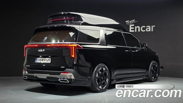Kia Canival 2025 — photo 2