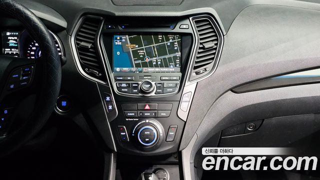 Hyundai Santafe 2015 — photo 14
