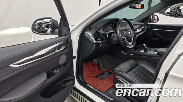 BMW X6 2019 — photo 13