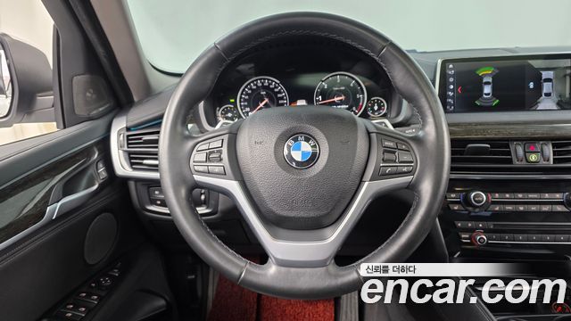 BMW X6 2019 — photo 18