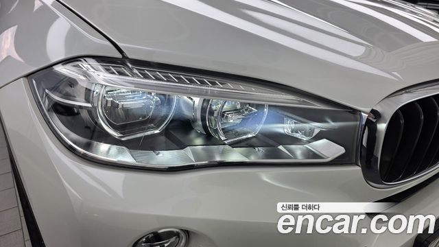 BMW X6 2019 — photo 8