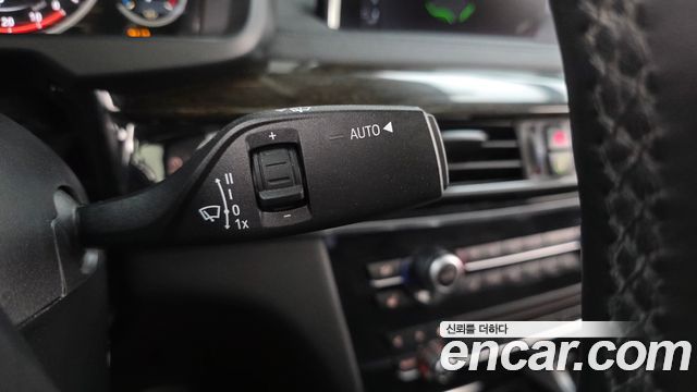 BMW X6 2019 — photo 30