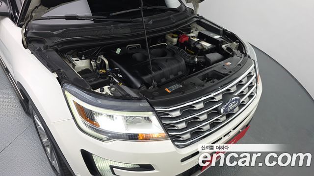 Ford Explorer 2017 — photo 6