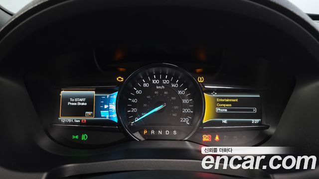 Ford Explorer 2017 — photo 8