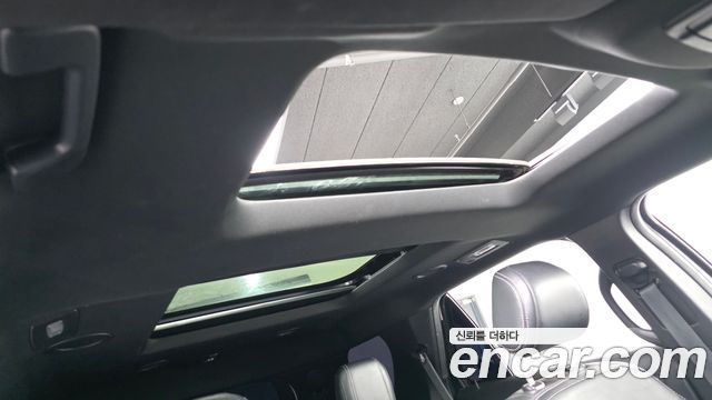 Ford Explorer 2017 — photo 17