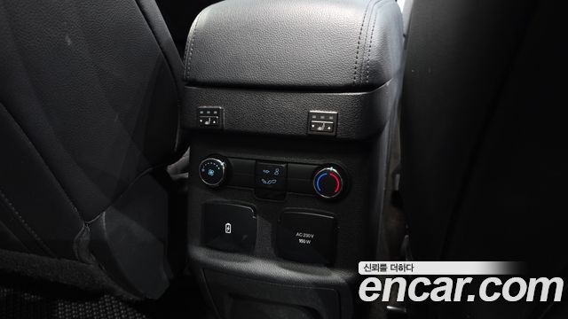 Ford Explorer 2017 — photo 18