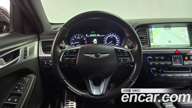 Genesis G80 2018 — photo 19
