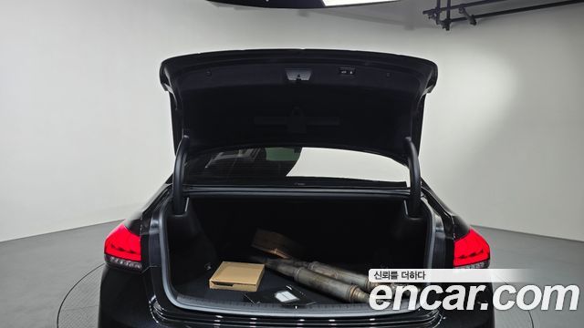 Genesis G80 2018 — photo 25
