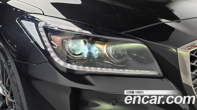 Genesis G80 2018 — photo 8