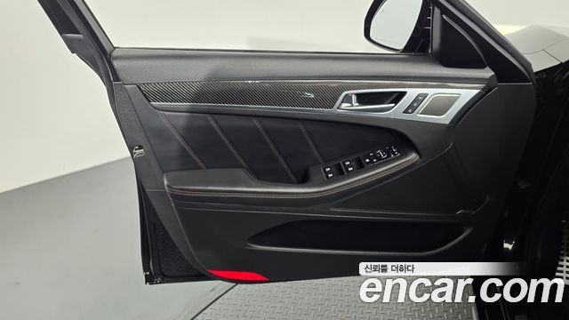 Genesis G80 2018 — photo 14