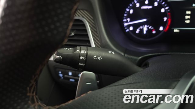 Genesis G80 2018 — photo 35