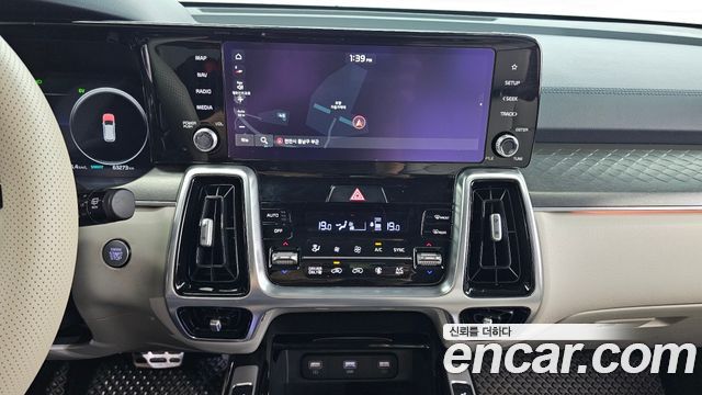 Kia Sorento 2021 — photo 22