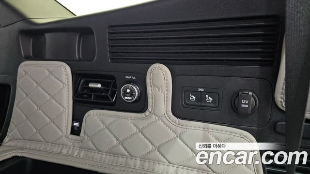 Kia Sorento 2021 — photo 32