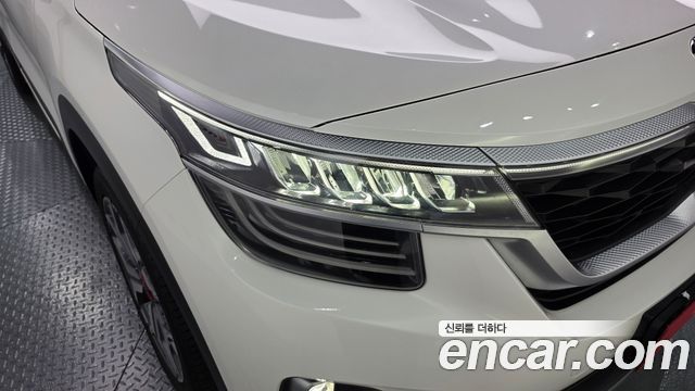 Kia Seltos 2020 — photo 8