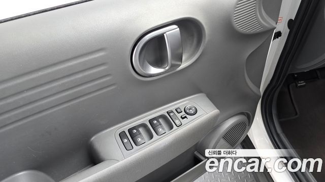 Hyundai Casper 2023 — photo 17