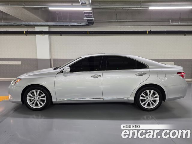 Lexus ES 2011 — photo 3