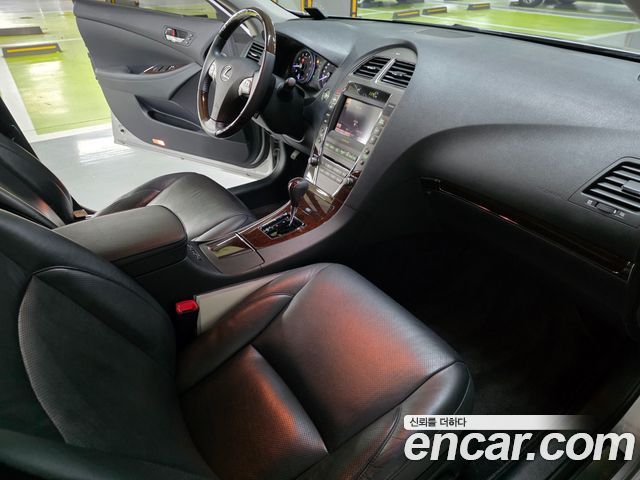 Lexus ES 2011 — photo 9