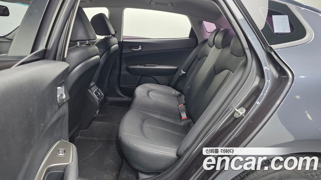 Kia K5 2020 — photo 23