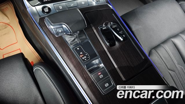 Audi A7 2022 — photo 9