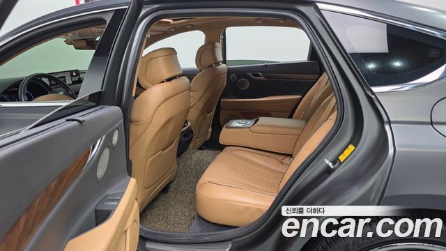 Genesis G80 2022 — photo 11