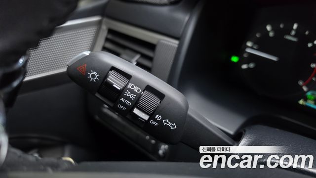KG Mobility Rexton 2019 — photo 23