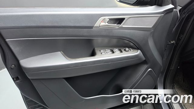 KG Mobility Rexton 2019 — photo 14