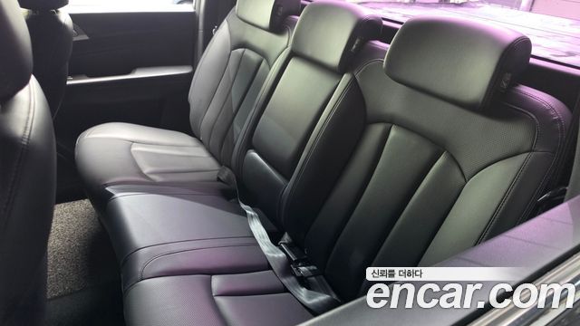 KG Mobility Rexton 2019 — photo 30