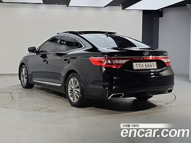 Hyundai Grandeur 2016 — photo 3