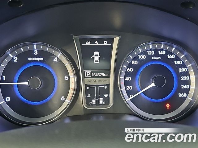 Hyundai Grandeur 2016 — photo 8