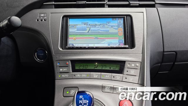 Toyota Prius 2013 — photo 14
