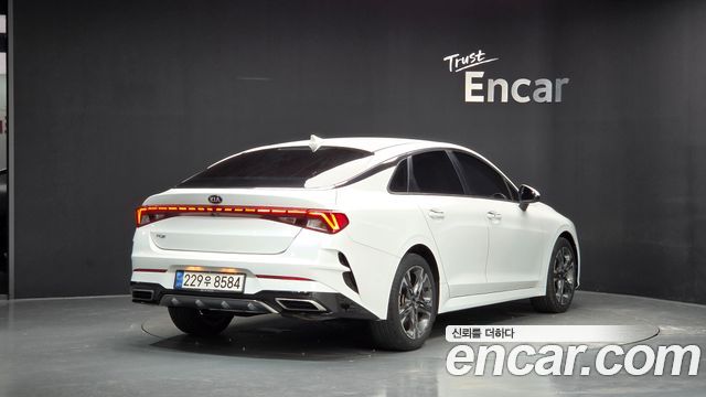 Kia K5 2021 — photo 2