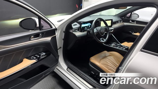 Kia K5 2021 — photo 10