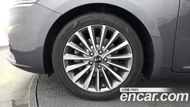Kia K7 2017 — photo 5