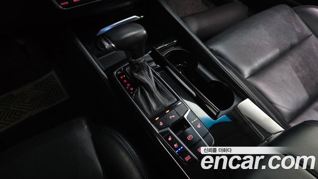 Kia K7 2017 — photo 9