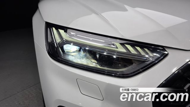 Audi Q5 2024 — photo 8