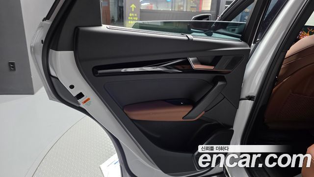 Audi Q5 2024 — photo 15