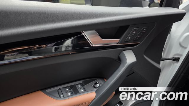 Audi Q5 2024 — photo 27