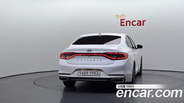 Hyundai Grandeur 2017 — photo 4
