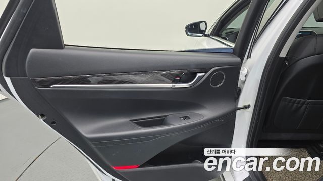 Hyundai Grandeur 2017 — photo 15