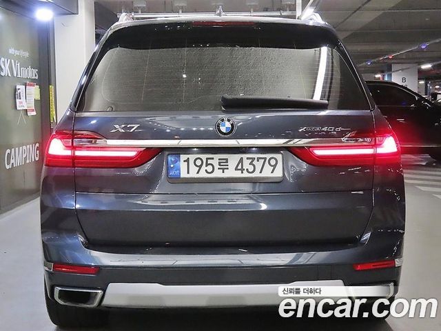 BMW X7 2021 — photo 4