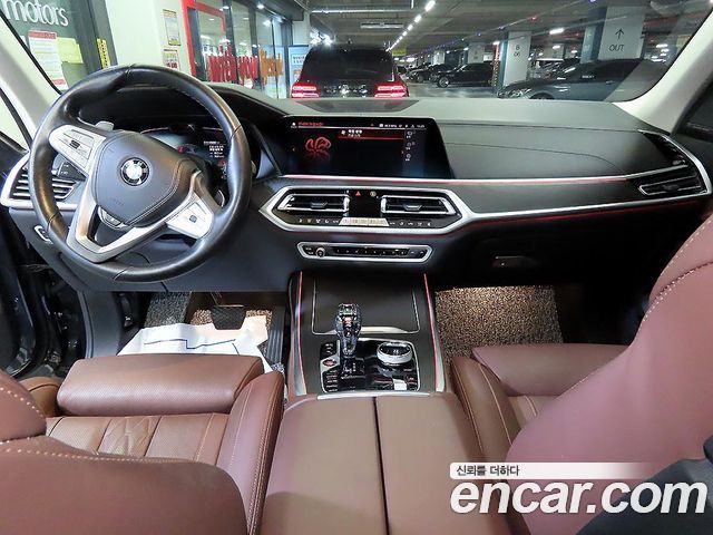 BMW X7 2021 — photo 7