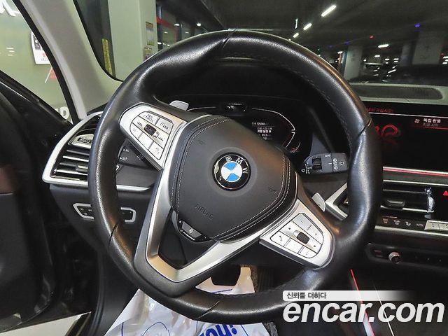 BMW X7 2021 — photo 13